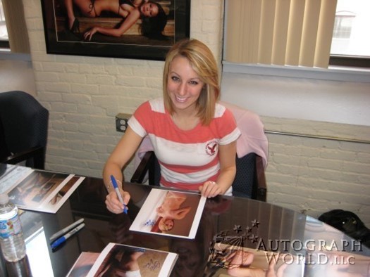 Chrissy Victoria autograph