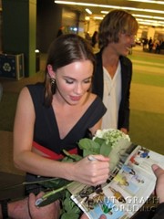 signing photo