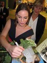 signing photo