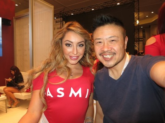 Christiana Cinn autograph