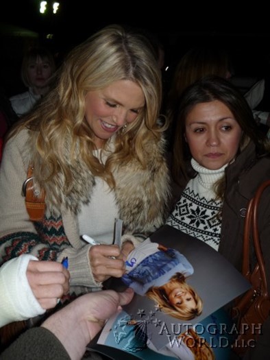 Christie Brinkley autograph
