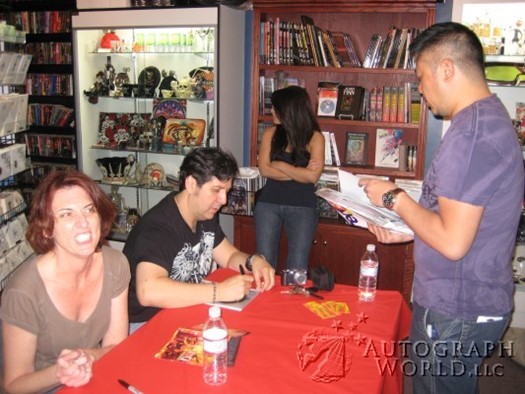 Chuck Williams autograph