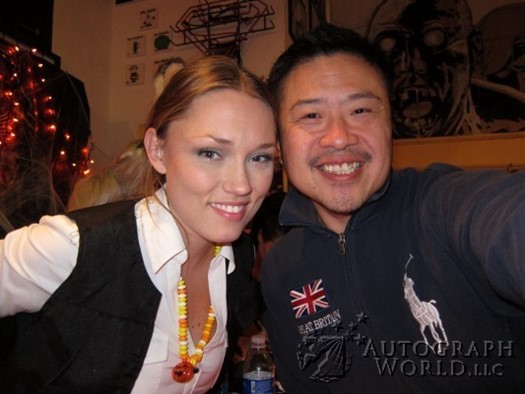 Clare Grant autograph