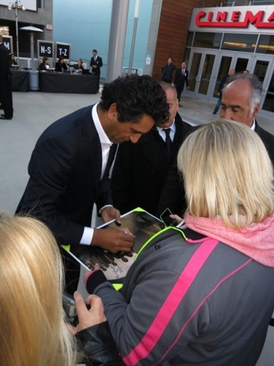 Cliff Curtis autograph