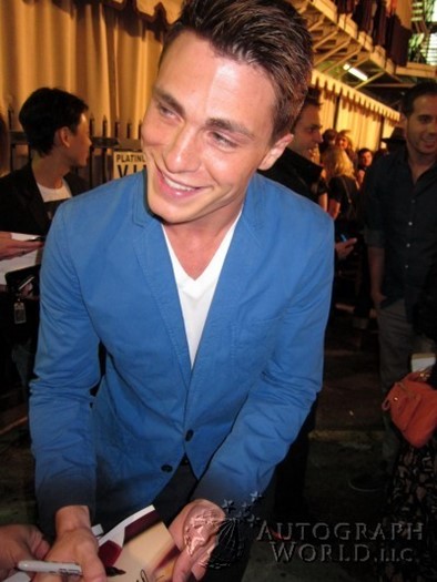 Colton Haynes autograph