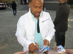 signing photo