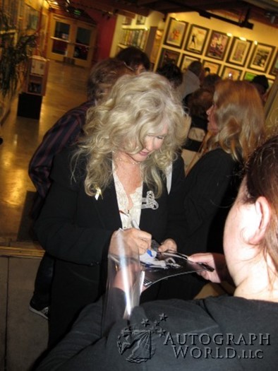 Connie Stevens autograph