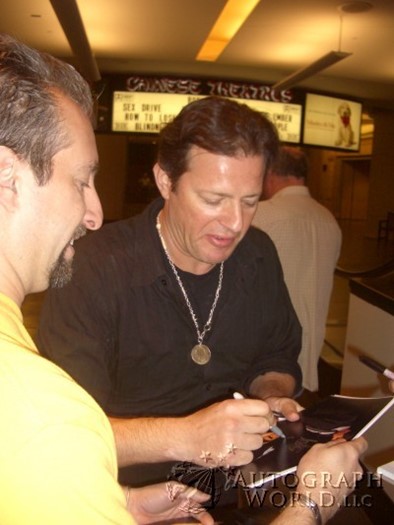 Costas Mandylor autograph