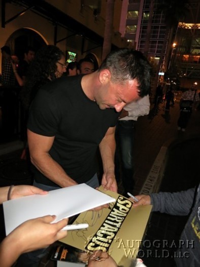 Craig Parker autograph