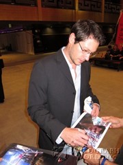 signing photo