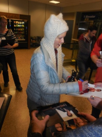 Cynthia Nixon autograph