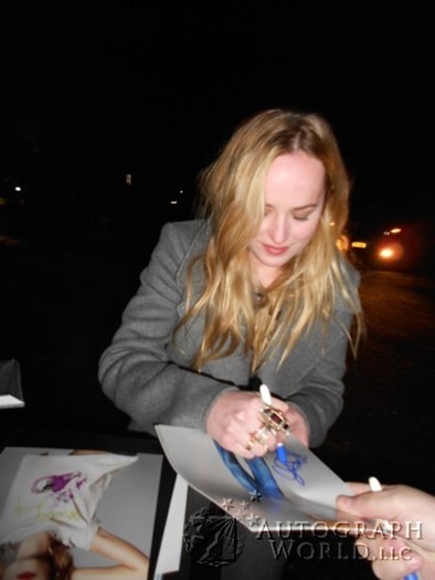 Dakota Johnson autograph