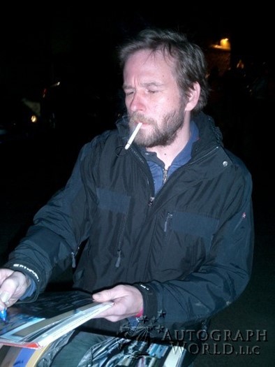 Dallas Roberts autograph
