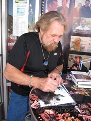 signing photo