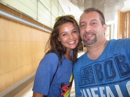 Danielle Campbell autograph