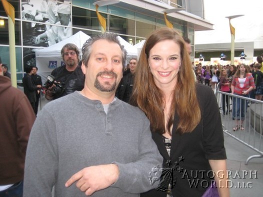 Danielle Panabaker autograph