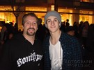 David Henrie signing proof