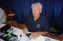 signing photo