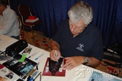 signing photo