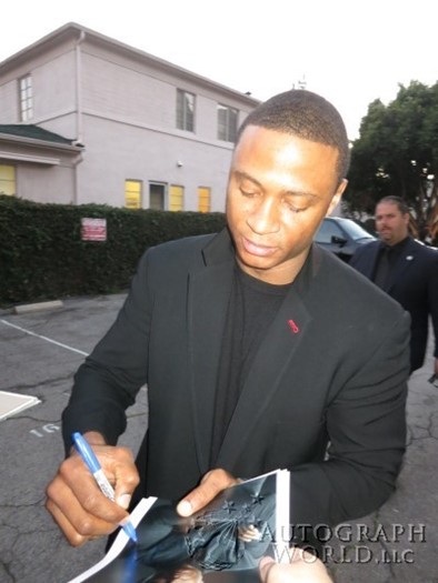 David Ramsey autograph