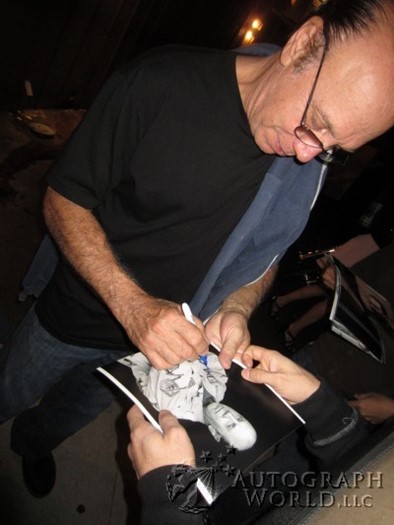 Dayton Callie autograph