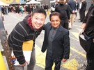 Deep Roy signing proof
