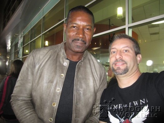 Dennis Haysbert autograph