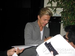 signing photo