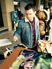 signing photo