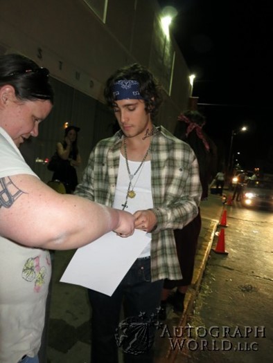 Diego Boneta autograph