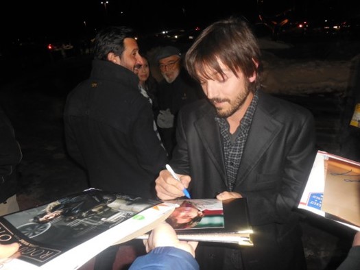 Diego Luna autograph
