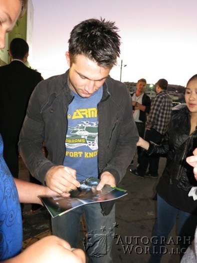 Dillon Casey autograph