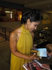 signing photo
