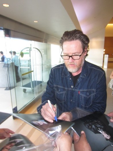 Donal Logue autograph