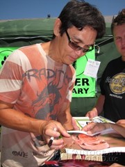 signing photo