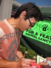 signing photo