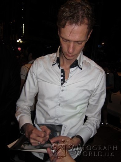 Doug Jones autograph