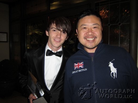 Drake Bell autograph