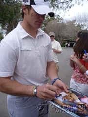 signing photo