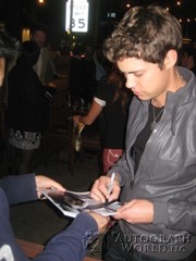 signing photo