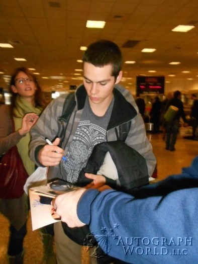 Dylan O'Brien autograph