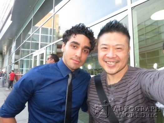 E.J. Bonilla autograph