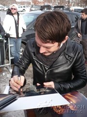 signing photo