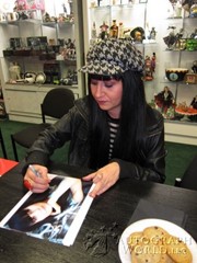 signing photo