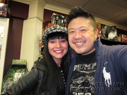 Elissa Dowling autograph