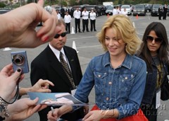 signing photo