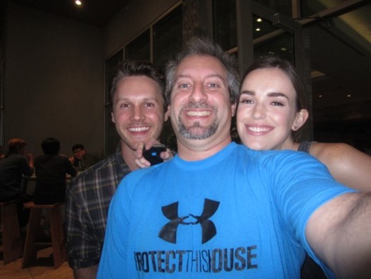 Elizabeth Henstridge autograph