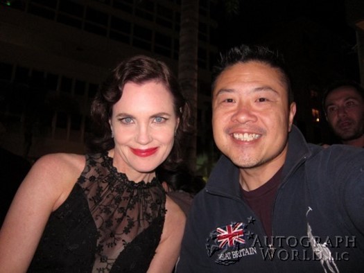 Elizabeth McGovern autograph