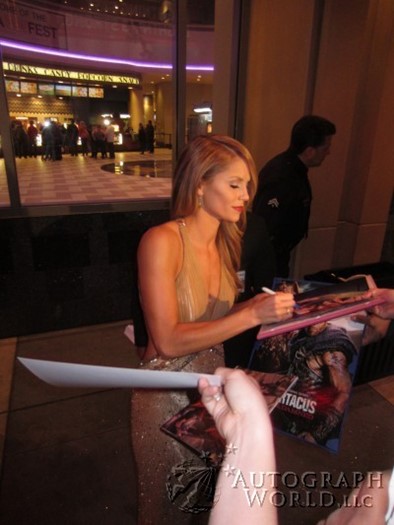 Ellen Hollman autograph