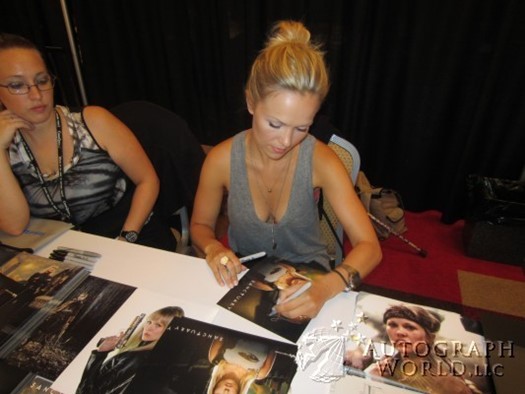 Emilie Ullerup autograph